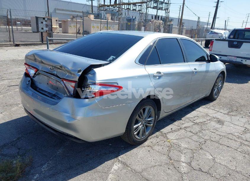 Photo 4 of 2015 Toyota Camry SE (VIN 4T1BF1FK9FU901029)