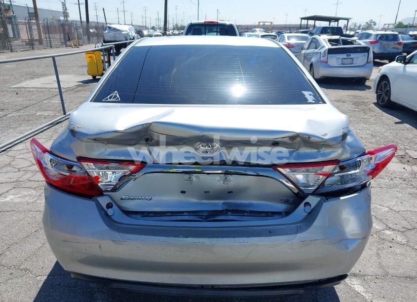 Photo 6 of 2015 Toyota Camry SE (VIN 4T1BF1FK9FU901029)