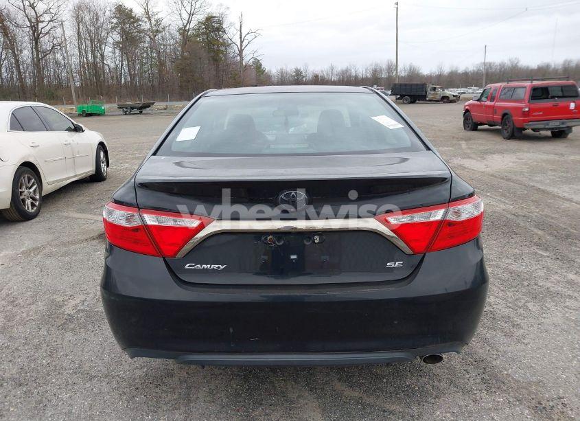 Photo 15 of 2015 Toyota Camry SE (VIN 4T1BF1FK9FU904206)