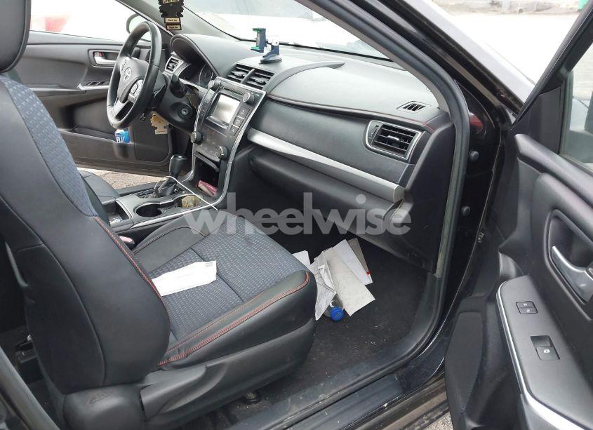 Photo 5 of 2015 Toyota Camry SE (VIN 4T1BF1FK9FU904206)