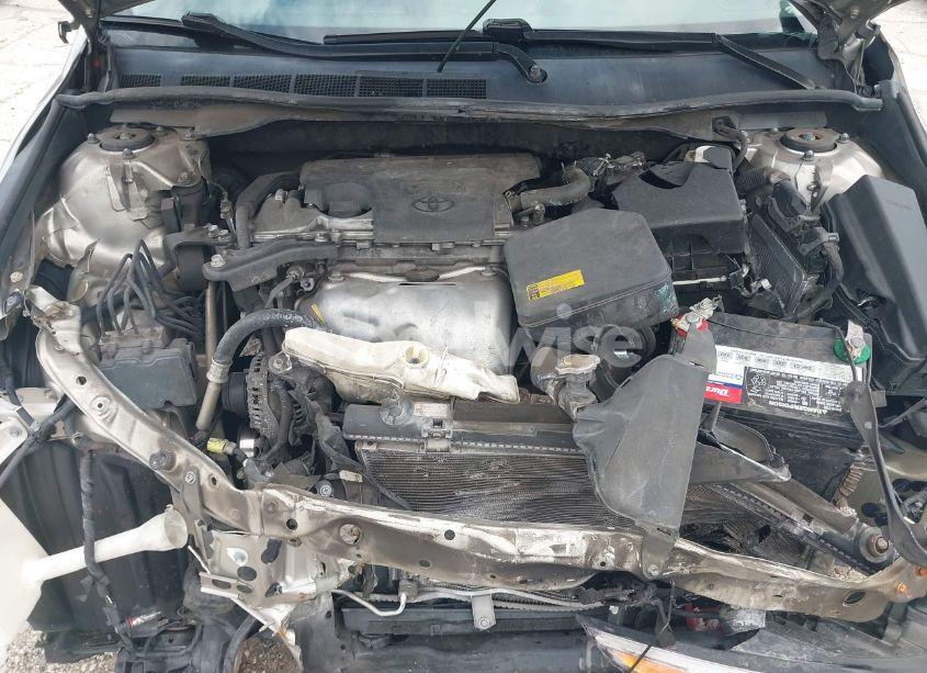 Photo 10 of 2015 Toyota Camry LE (VIN 4T1BF1FK9FU911964)