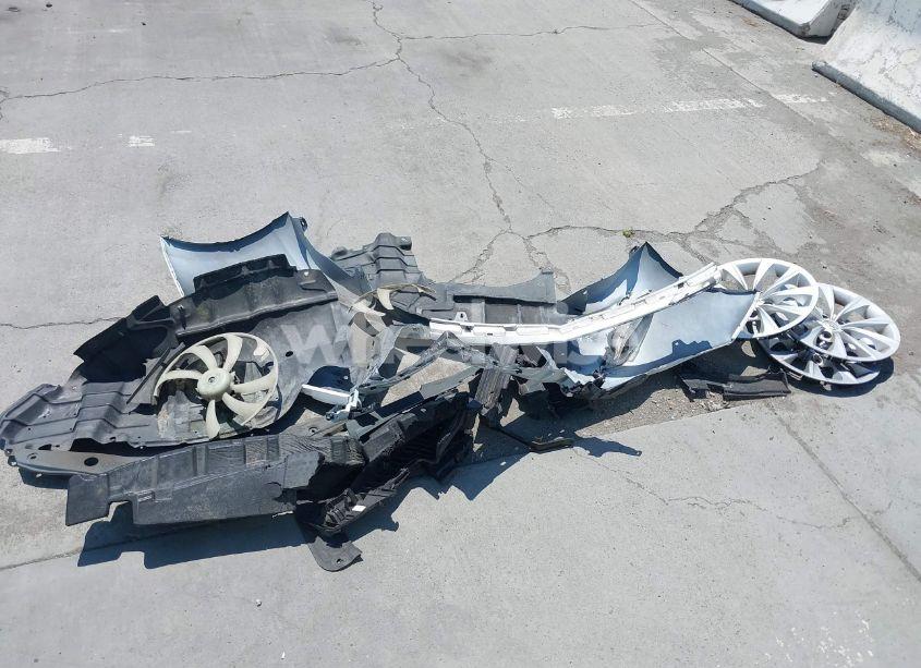 Photo 12 of 2015 Toyota Camry LE (VIN 4T1BF1FK9FU923208)