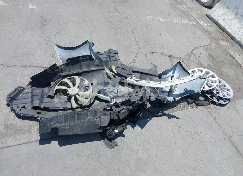 Photo 18 of 2015 Toyota Camry LE (VIN 4T1BF1FK9FU923208)