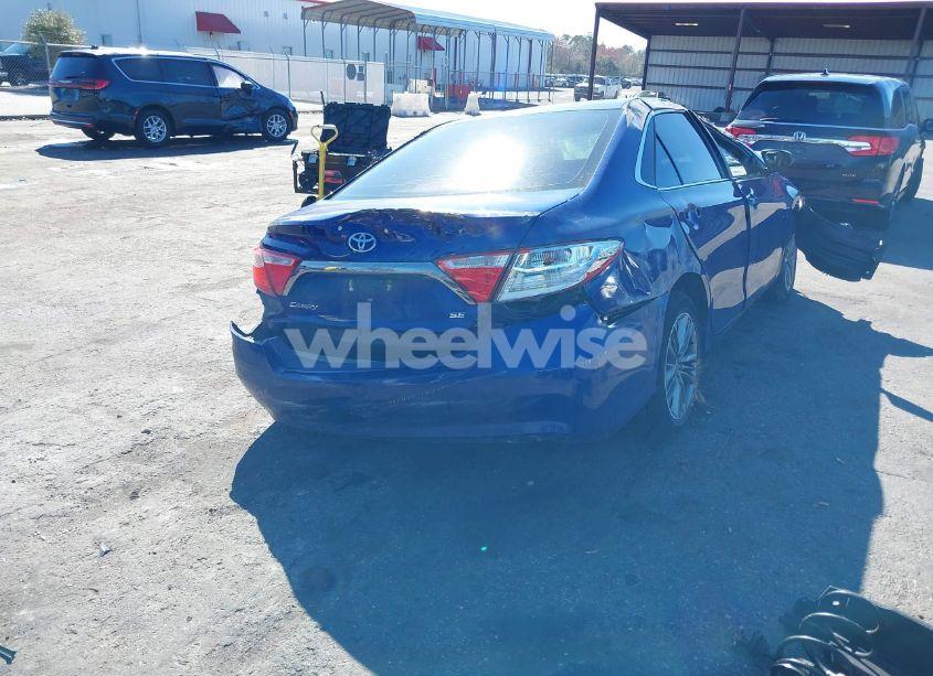Photo 4 of 2015 Toyota Camry SE (VIN 4T1BF1FK9FU967175)