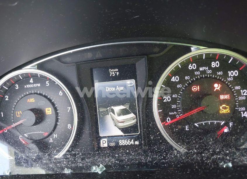 Photo 7 of 2015 Toyota Camry SE (VIN 4T1BF1FK9FU967175)