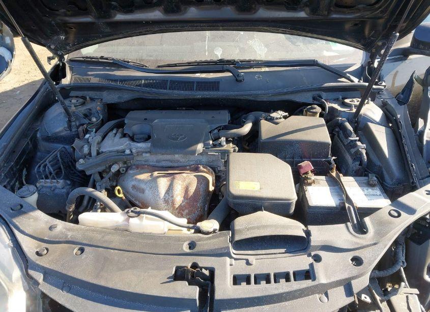 Photo 10 of 2015 Toyota Camry SE (VIN 4T1BF1FK9FU970156)