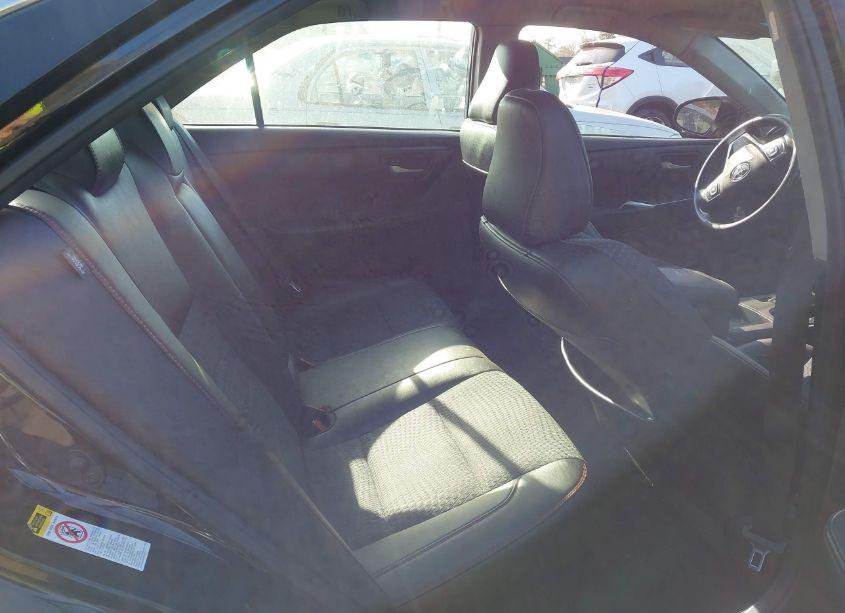 Photo 8 of 2015 Toyota Camry SE (VIN 4T1BF1FK9FU970156)