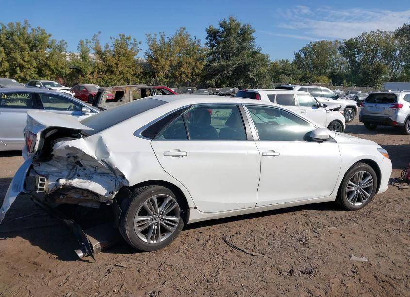 Photo 12 of 2016 Toyota Camry SE (VIN 4T1BF1FK9GU140682)