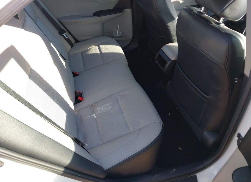 Photo 8 of 2016 Toyota Camry SE (VIN 4T1BF1FK9GU140682)