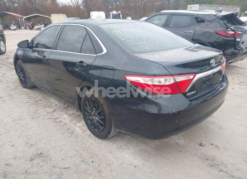 Photo 3 of 2016 Toyota Camry LE (VIN 4T1BF1FK9GU160589)