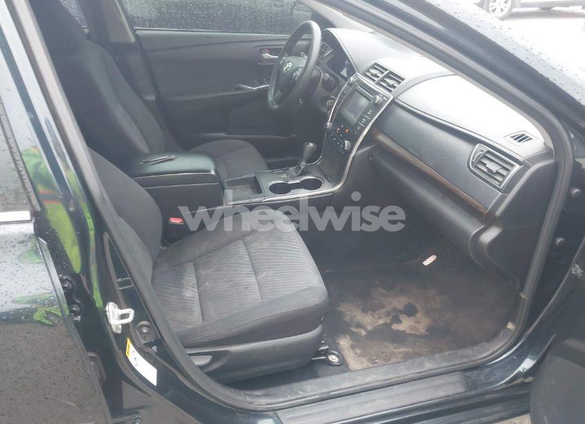 Photo 5 of 2016 Toyota Camry LE (VIN 4T1BF1FK9GU160589)