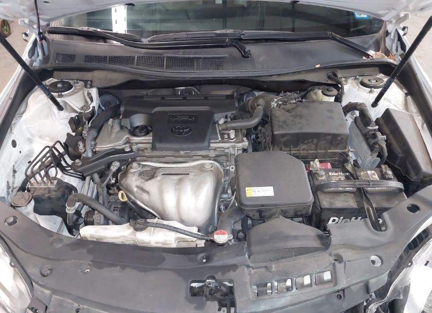 Photo 10 of 2016 Toyota Camry SE (VIN 4T1BF1FK9GU182589)