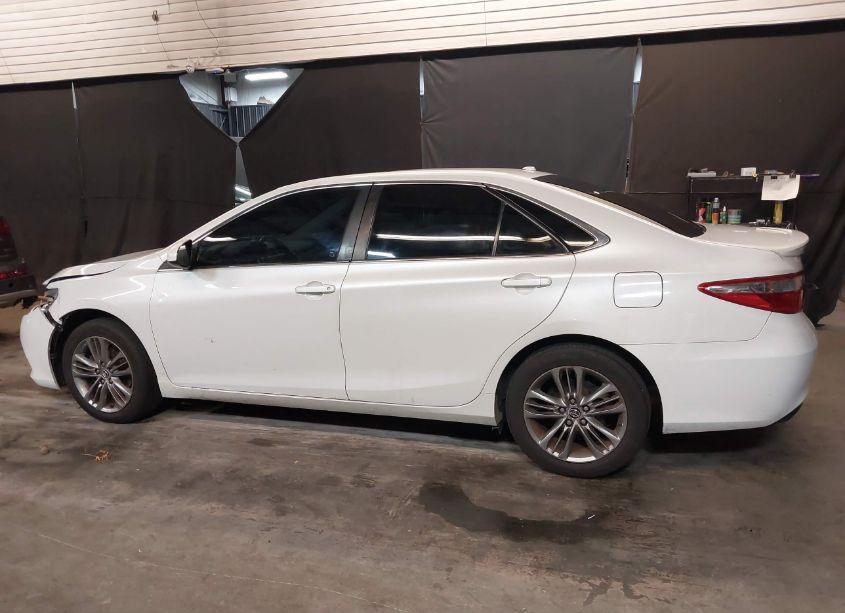 Photo 14 of 2016 Toyota Camry SE (VIN 4T1BF1FK9GU182589)