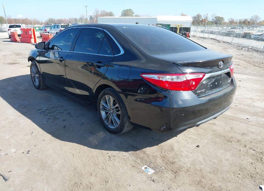 Photo 3 of 2016 Toyota Camry SE (VIN 4T1BF1FK9GU189350)