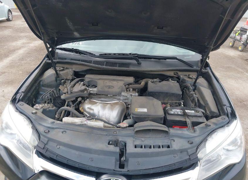 Photo 10 of 2016 Toyota Camry LE (VIN 4T1BF1FK9GU191339)