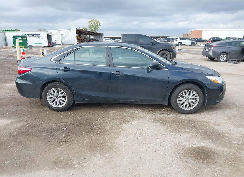 Photo 13 of 2016 Toyota Camry LE (VIN 4T1BF1FK9GU191339)