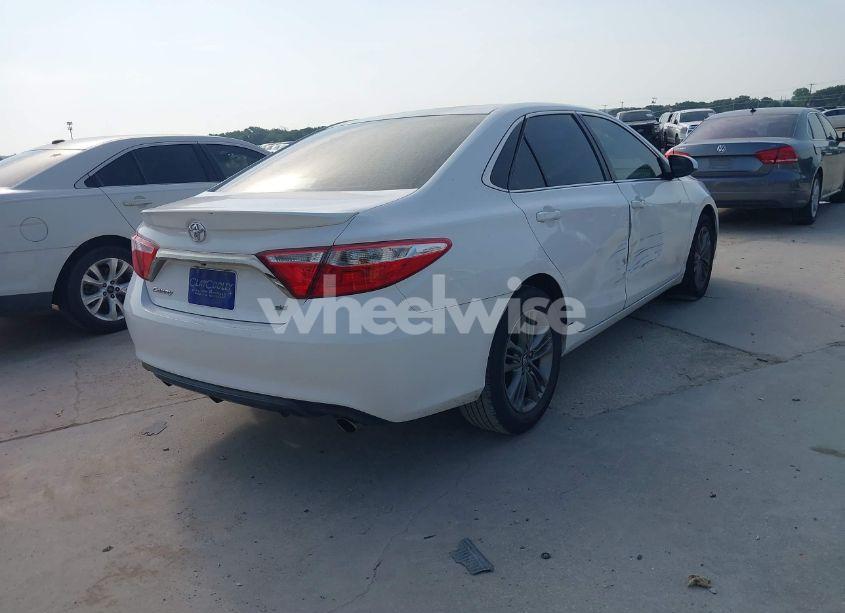 Photo 4 of 2016 Toyota Camry SE (VIN 4T1BF1FK9GU243214)