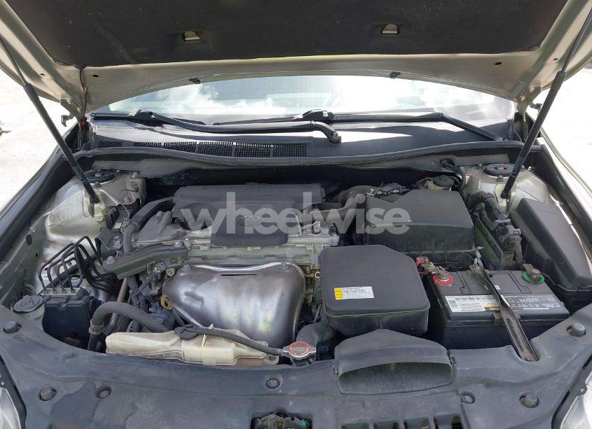 Photo 10 of 2016 Toyota Camry SE (VIN 4T1BF1FK9GU255220)