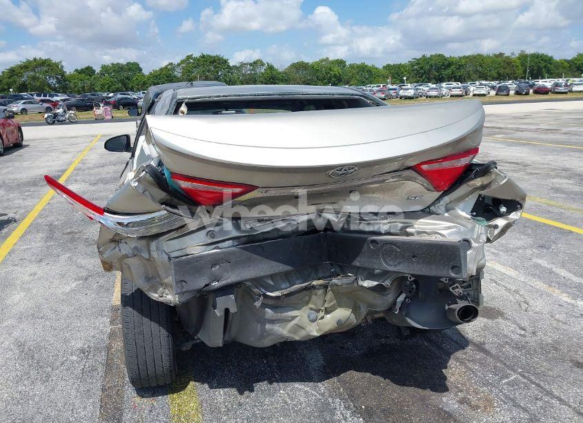 Photo 6 of 2016 Toyota Camry SE (VIN 4T1BF1FK9GU255220)