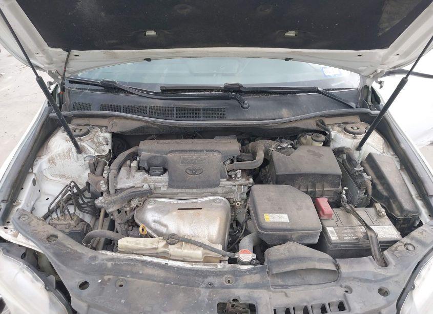 Photo 10 of 2016 Toyota Camry SE (VIN 4T1BF1FK9GU258232)