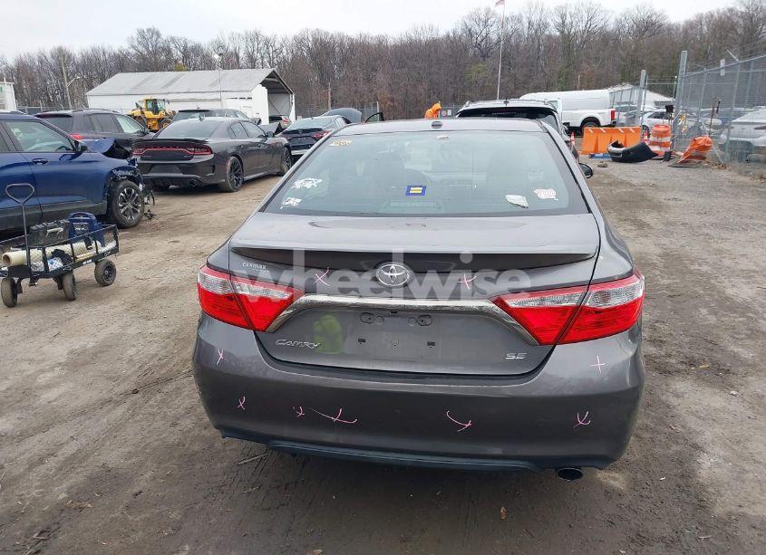 Photo 17 of 2016 Toyota Camry SE (VIN 4T1BF1FK9GU260515)