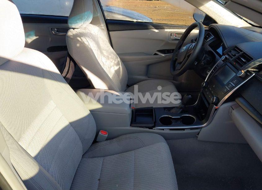 Photo 5 of 2016 Toyota Camry LE (VIN 4T1BF1FK9GU505572)