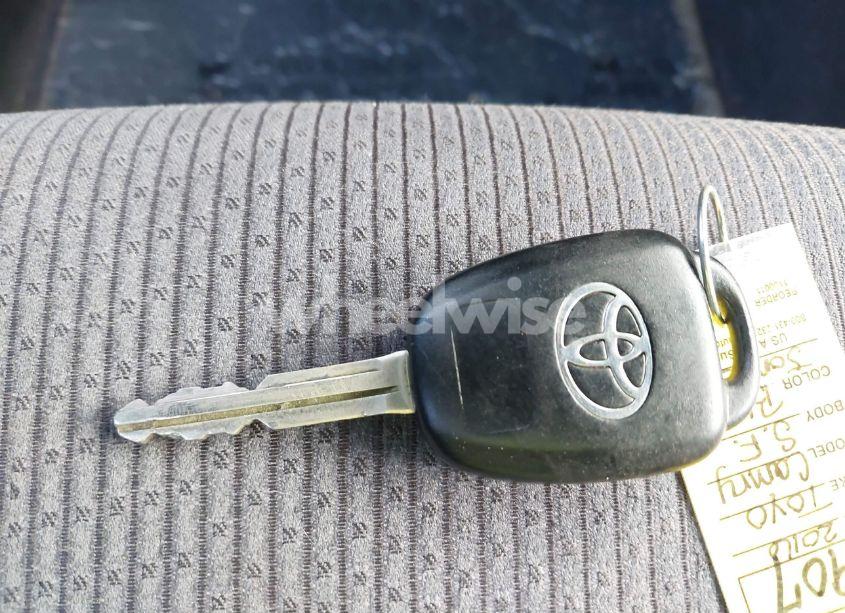 Photo 11 of 2016 Toyota Camry SE (VIN 4T1BF1FK9GU506804)