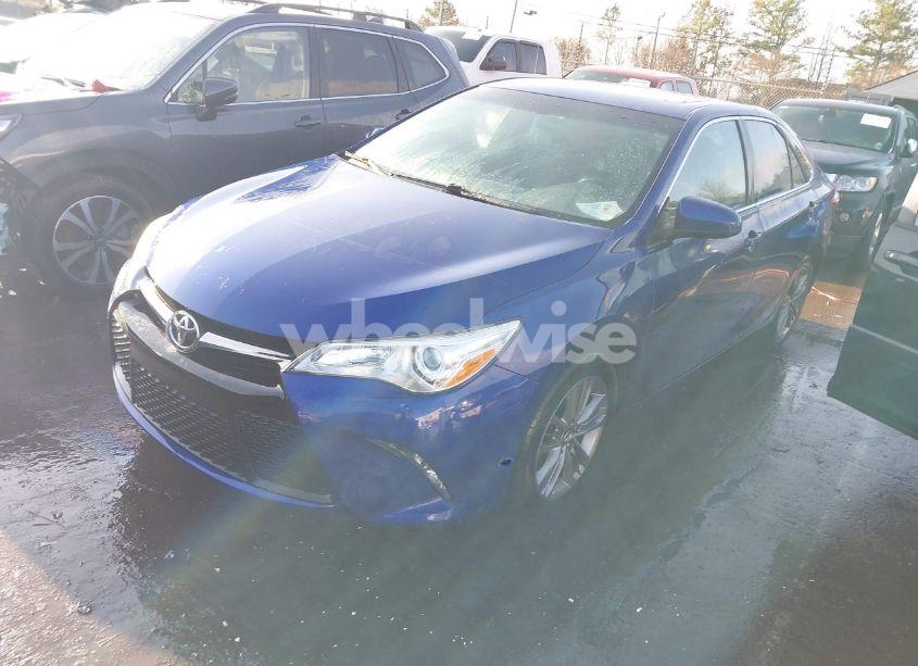 Photo 2 of 2016 Toyota Camry SE (VIN 4T1BF1FK9GU506804)