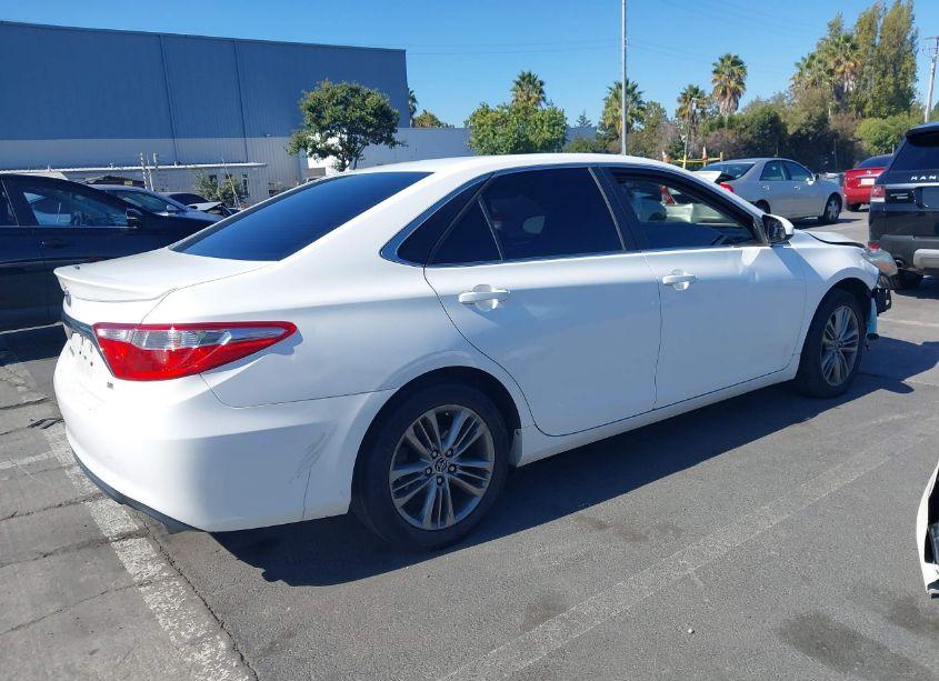 Photo 4 of 2016 Toyota Camry SE (VIN 4T1BF1FK9GU508102)