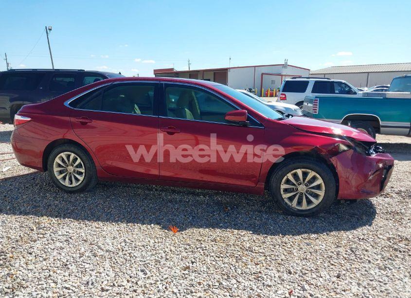 Photo 13 of 2016 Toyota Camry LE (VIN 4T1BF1FK9GU512232)