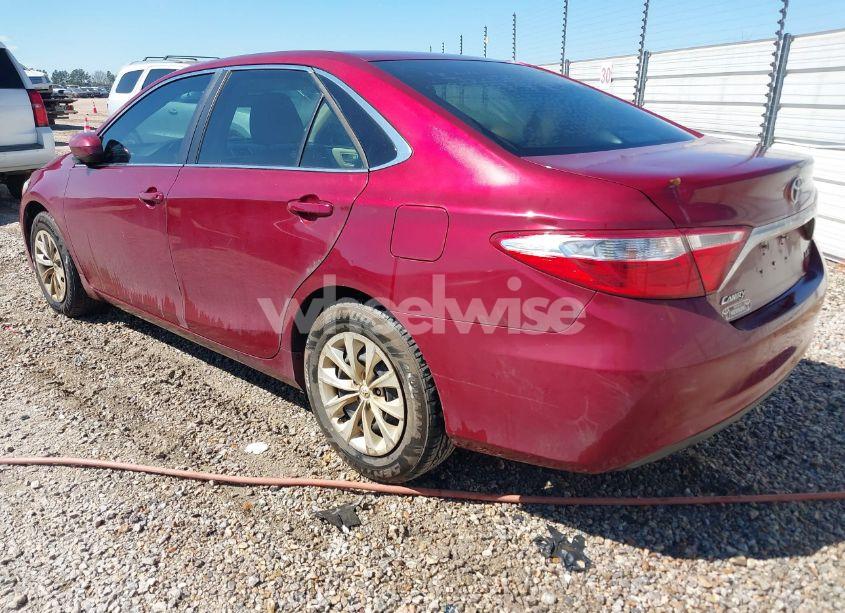 Photo 3 of 2016 Toyota Camry LE (VIN 4T1BF1FK9GU512232)