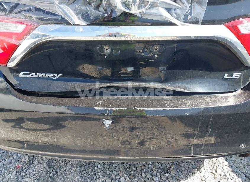 Photo 16 of 2016 Toyota Camry LE (VIN 4T1BF1FK9GU512750)