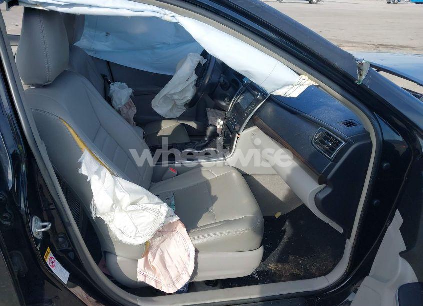 Photo 5 of 2016 Toyota Camry LE (VIN 4T1BF1FK9GU512750)