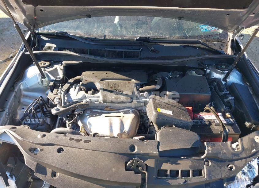 Photo 10 of 2016 Toyota Camry SE (VIN 4T1BF1FK9GU521805)