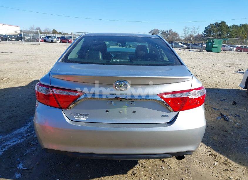 Photo 16 of 2016 Toyota Camry SE (VIN 4T1BF1FK9GU521805)