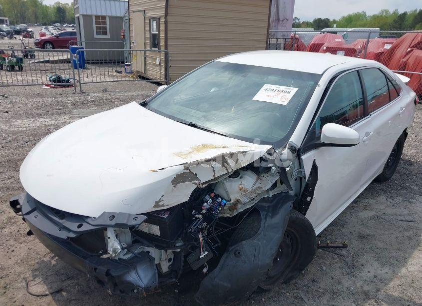 Photo 2 of 2016 Toyota Camry LE (VIN 4T1BF1FK9GU533355)