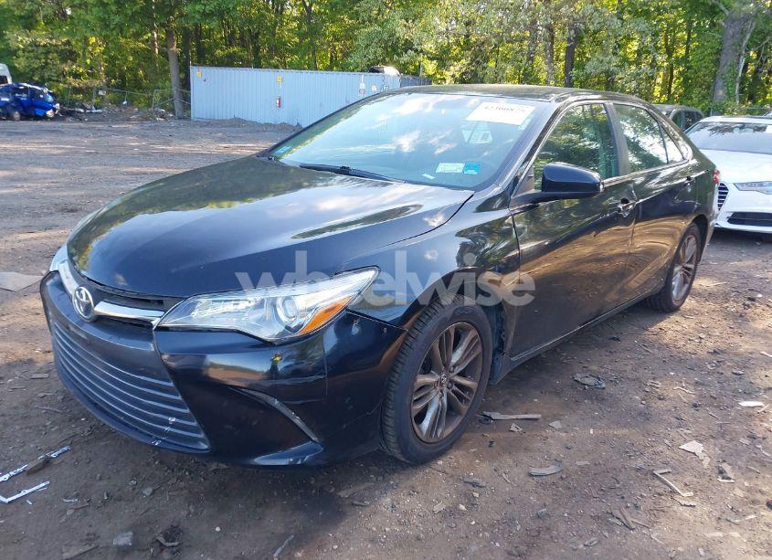 Photo 2 of 2016 Toyota Camry SE (VIN 4T1BF1FK9GU536062)