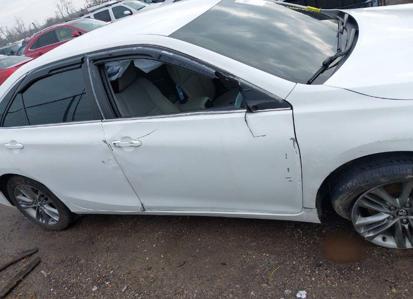 Photo 13 of 2016 Toyota Camry SE (VIN 4T1BF1FK9GU545389)