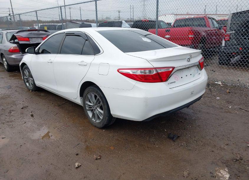 Photo 3 of 2016 Toyota Camry SE (VIN 4T1BF1FK9GU545389)