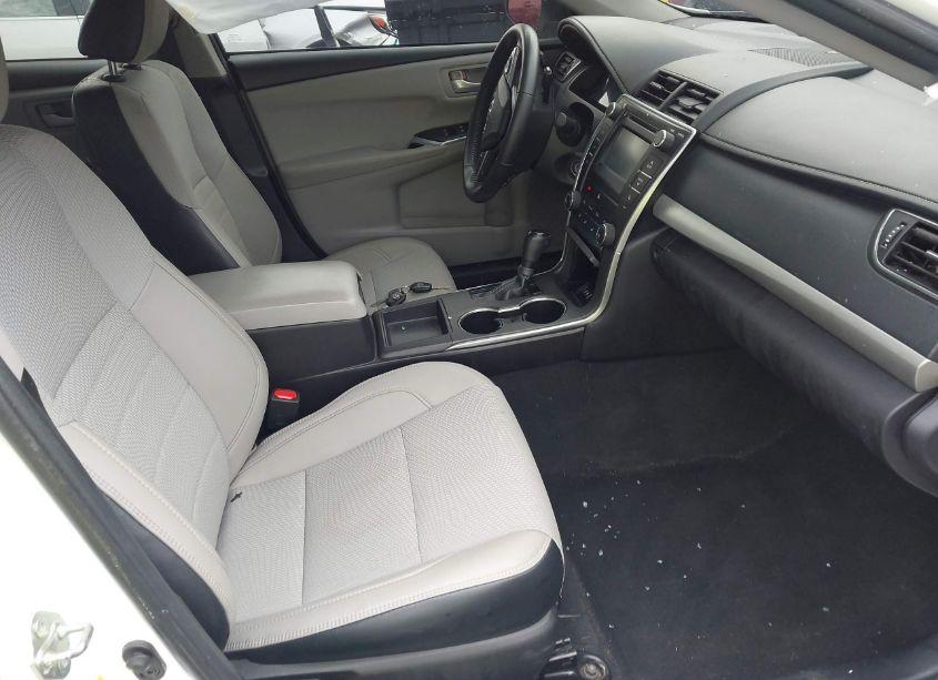 Photo 5 of 2016 Toyota Camry SE (VIN 4T1BF1FK9GU545389)