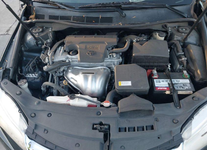 Photo 10 of 2016 Toyota Camry LE (VIN 4T1BF1FK9GU550737)