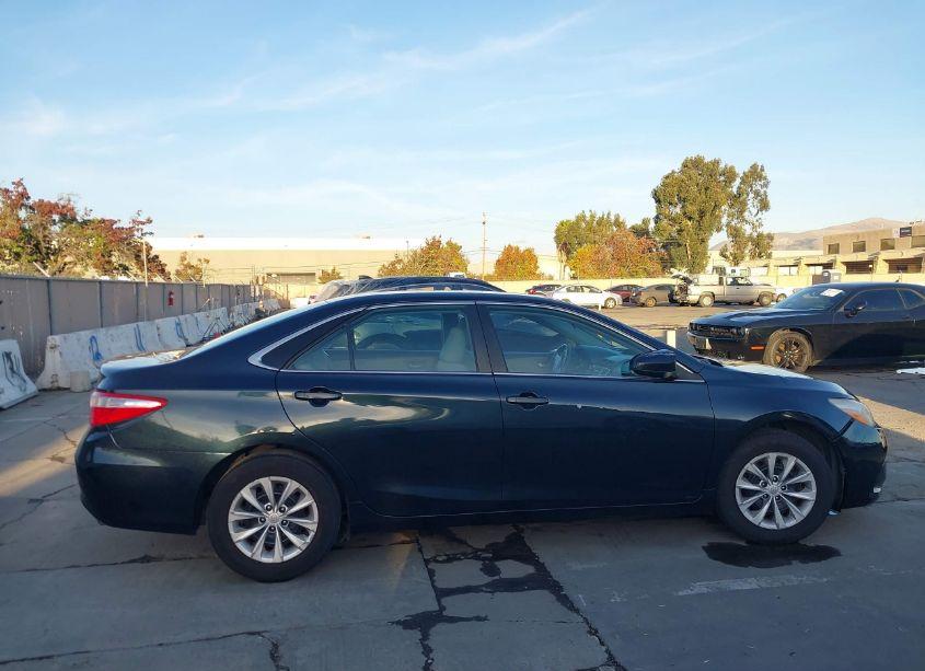 Photo 13 of 2016 Toyota Camry LE (VIN 4T1BF1FK9GU550737)