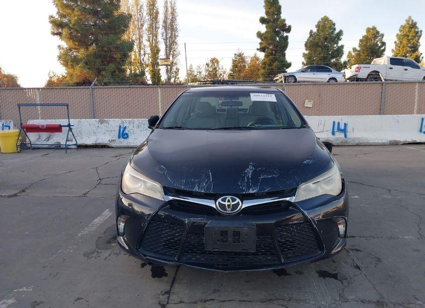 Photo 6 of 2016 Toyota Camry LE (VIN 4T1BF1FK9GU550737)
