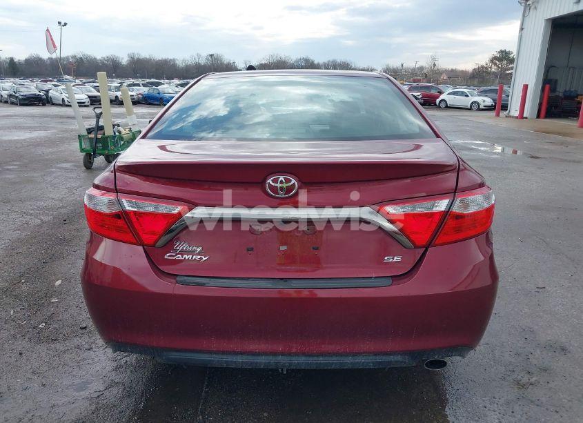 Photo 17 of 2016 Toyota Camry SE (VIN 4T1BF1FK9GU574486)