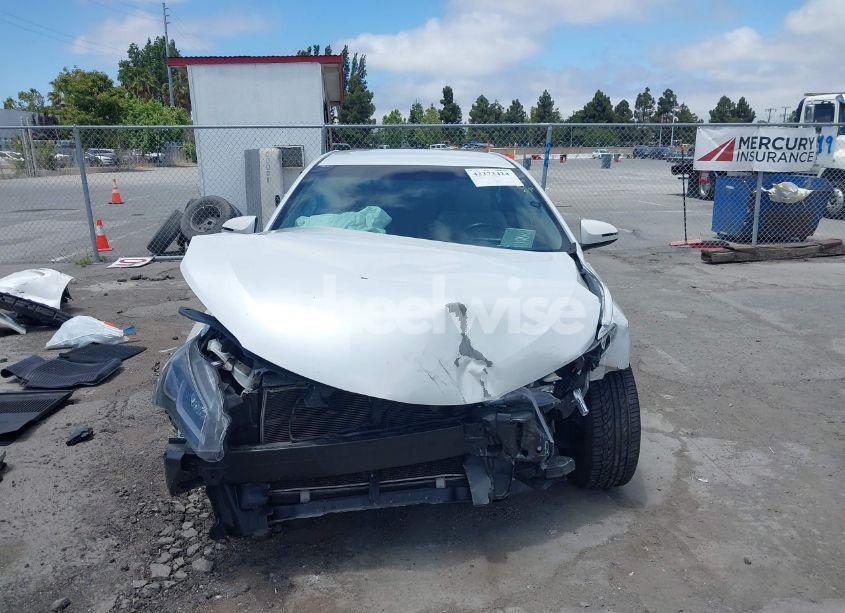 Photo 13 of 2016 Toyota Camry SE (VIN 4T1BF1FK9GU582393)