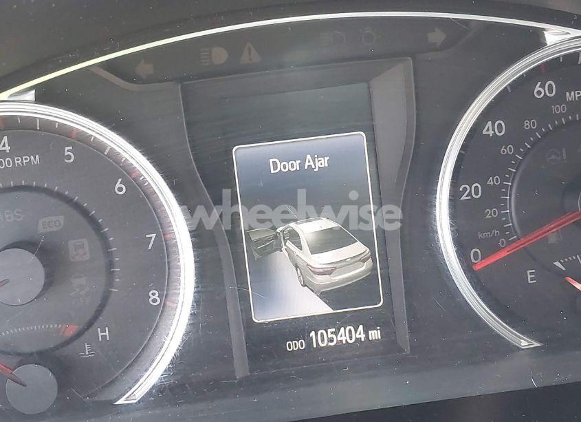 Photo 16 of 2016 Toyota Camry SE (VIN 4T1BF1FK9GU582393)