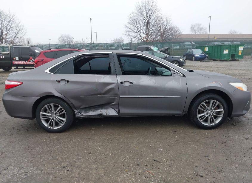 Photo 12 of 2016 Toyota Camry LE (VIN 4T1BF1FK9GU586296)