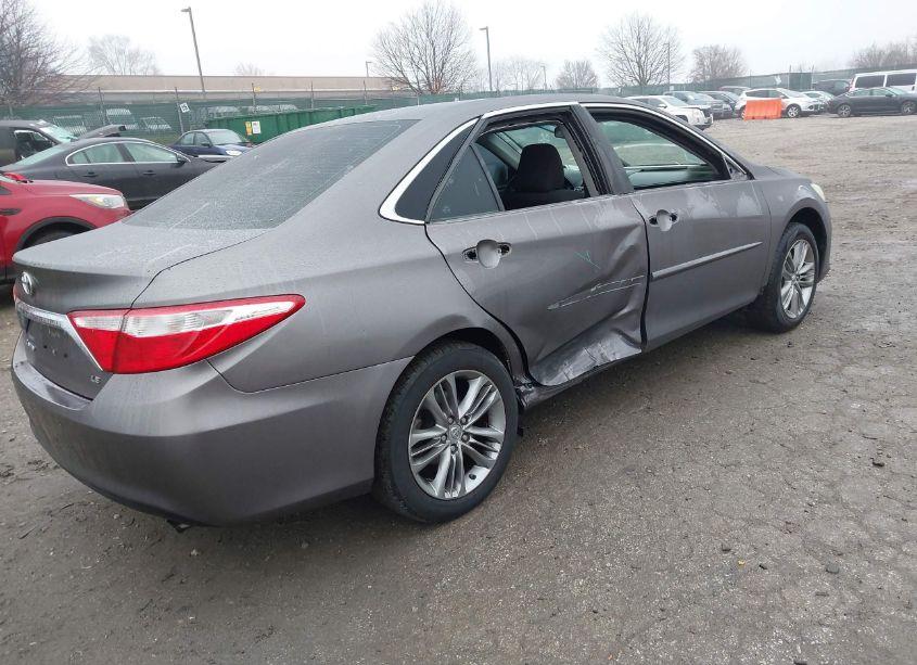 Photo 4 of 2016 Toyota Camry LE (VIN 4T1BF1FK9GU586296)