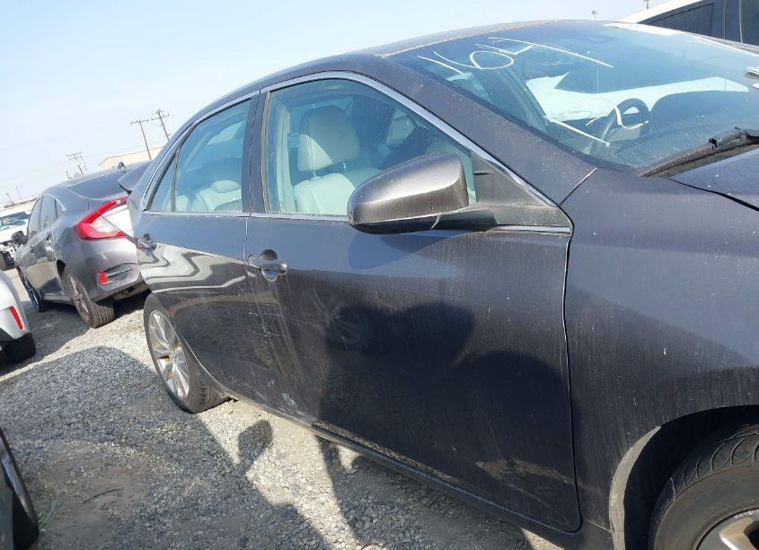 Photo 13 of 2016 Toyota Camry XLE (VIN 4T1BF1FK9GU587688)