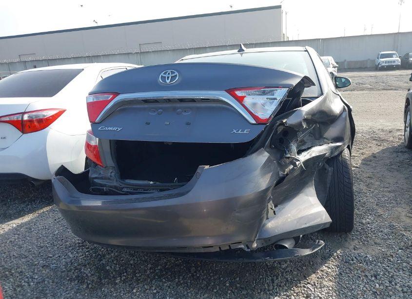 Photo 16 of 2016 Toyota Camry XLE (VIN 4T1BF1FK9GU587688)